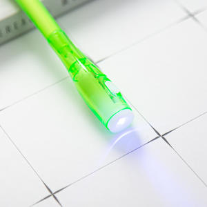 ปากกาพลาสติกเรืองแสง UV หลายฟังก์ชั่น ขายส่ง รับพิมพ์โลโก้ตามสั่ง เครื่องเขียน - Product Image 3