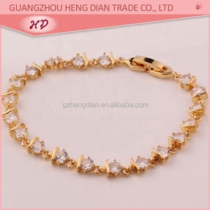 Bracelet tennis pour femme plaqué or avec zircon, chaîne à maillons incrustée de cristaux brillants, idéal pour mariage, fête ou banquet - Product Image 2