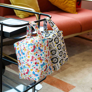 1 adet islak anne su geçirmez Polyester bezi çanta ile hayvanlar baskı yıkanabilir depolama yüzmek için Bikini temizlik peçeteleri - Product Image 6