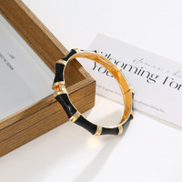Modearmband van bamboe met knoopdesign, verguld, bamboe armbanden van gekleurd geglazuurd metaal, Valentijnsdag cadeau