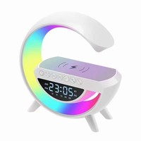 Haut-parleur Bluetooth en forme de G 4-en-1 avec chargeur sans fil, lumière d'ambiance RGB, réveil, bruit blanc et veilleuse de chevet pour bureau