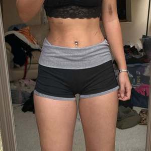 Nouveau Crop Top Tube en Fourrure pour Femme, Tendance Soirée et Vacances, pour Club - Product Image 4