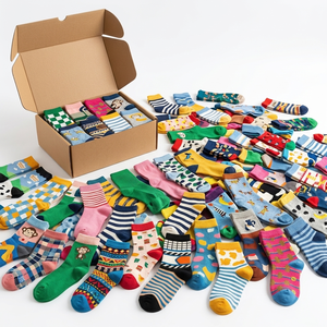 Venta al por Mayor de Calcetines para Niños SIN MARCA, Modelo 26.9.1, Lote de Liquidación, Estilos Surtidos Aleatorios, Stock Mixto, Excedente, Unisex - Product Image 1