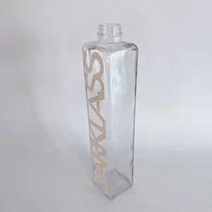 Botellas de <span class=keywords><strong>agua</strong></span> <span class=keywords><strong>mineral</strong></span> de vidrio de 750ml y 1000ml, Forma cuadrada - Product Image 4