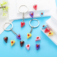 Dessin animé 3D Mini fraise gâteau résine pendentif breloque pour artisanat fabrication de bijoux collier à faire soi-même Bracelet boucle d'oreille accessoires W438