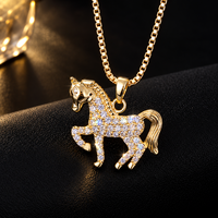 Collier pendentif cheval en laiton plaqué or 18 carats avec micro-pavé de pierres CZ, chaîne maille hip-hop, bijoux OEM ODM disponibles