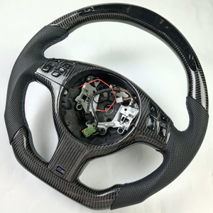Volante de Fibra de Carbono Alcantara Personalizado Compatible con <span class=keywords><strong>BMW</strong></span> Serie 3 <span class=keywords><strong>E46</strong></span> 318 320 325 <span class=keywords><strong>330</strong></span> - Product Image 3