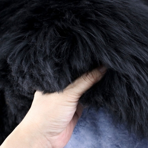 <span class=keywords><strong>Pelliccia</strong></span> di <span class=keywords><strong>Agnello</strong></span> Australiano Genuino di Lusso, Grande Formato, Nera, a Pelo Lungo e Soffice - Product Image 6