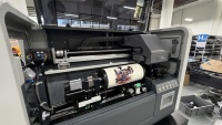 Nueva Impresora UV Digital Automática de Alta Velocidad Hydra-360s CMYK con Cabezal de Impresión I3200 para Impresión en Cilindros