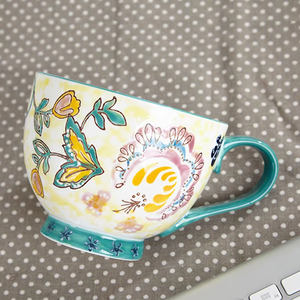 Tasses en céramique faites à la main avec motif de fleurs et de papillons, peintes à la main, pour le petit-déjeuner, le lait, les desserts, les tasses à thé, les mugs en porcelaine, en stock dans l'usine - Product Image 3