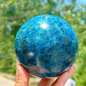 Boule de pierre naturelle de 7,5 à 8 cm, artisanat, souvenirs, pierres de guérison, pendule, sphère, boule d'apatite bleue pour la méditation - Product Image 6