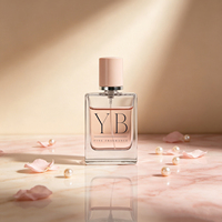 Flacons de parfum en verre bleu carré personnalisés avec logo de marque, vente en gros, avec couvercle doré, vaporisateur coloré, conteneur luxueux facile à remplir
