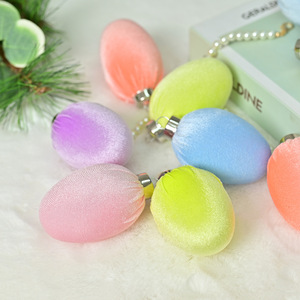 Coloridos Huevos de Pascua Colgantes y Adornos de Conejitos para Decoración de Interiores - Product Image 5