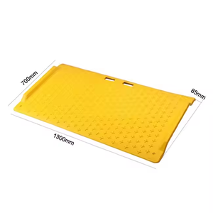 Rampa portátil para sillas de ruedas y motocicletas, rampas de acceso para aceras y umbrales con altura ajustable - Product Image 1
