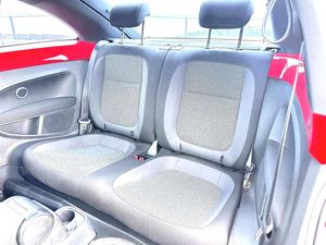 Autos Usados Baratos en Venta, <span class=keywords><strong>Volkswagen</strong></span> Beetle 2014 1.2T Automático, Bajo Kilometraje, Volante a la Izquierda, Sedán de Gasolina - Product Image 3
