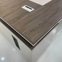 Bureaux et chaises de bureau modernes, simples, ergonomiques et durables, avec un montage facile et un design luxueux léger pour les bureaux de direction