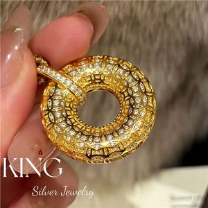 Collier Pendentif Donut en Argent Sterling S925 Plaqué Or avec Micro-Incrustations, Bijou Quotidien King Silver - Product Image 3
