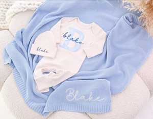 Kaiyue Baby Monogrammed <span class=keywords><strong>neonato</strong></span> vestito personalizzato Design personalizzato per tornare a casa regalo di cotone <span class=keywords><strong>Set</strong></span> di vestiti per neonati - Product Image 4