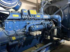 Groupe électrogène diesel d'<span class=keywords><strong>occasion</strong></span> Perkins 1000 kW, haute stabilité, faible nombre d'heures de fonctionnement, adapté aux grandes usines - Product Image 3