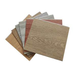 Suelos Duraderos de SPC/WPC <span class=keywords><strong>para</strong></span> Áreas de Alto Tráfico, Suelo <span class=keywords><strong>Vinílico</strong></span> de Lujo, Adhesivo de PVC <span class=keywords><strong>Autonivelante</strong></span> 3D - Product Image 5