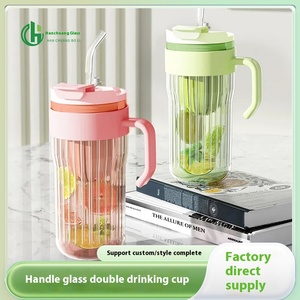 Tasse à eau en paille de <span class=keywords><strong>verre</strong></span> de grande capacité avec poignée Séparateur de thé de bureau haute apparence Tasse impressionnante de glace Bully pour thé café - Product Image 2