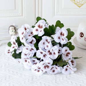 Bouquet di Fiori Artificiali di Pansé, 6 Colori, Cespugli di Fiori Finti di <span class=keywords><strong>Viola</strong></span>, Pansé Artificiali Resistenti ai Raggi UV per Decorazioni da Giardino e Patio Esterno - Product Image 2