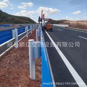 Barandas de seguridad para carreteras Shunyi de 36 pulgadas con revestimiento de zinc para barreras de tráfico en carreteras rurales y autopistas - Product Image 2