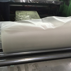 Película de azulejo de suelo en relieve al por mayor de alta calidad hojas impermeables y resistentes a los arañazos para protección del suelo - Product Image 4