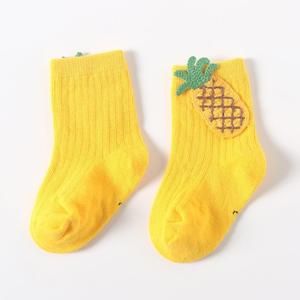 Calcetines de Otoño Invierno para Bebés, Niños y Niñas, Calcetines de Tubo Medio con Frutas y Verduras Tridimensionales - Product Image 5