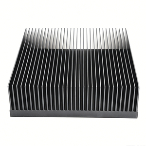 Dissipatore di Calore LED Quadrato <span class=keywords><strong>in</strong></span> <span class=keywords><strong>Alluminio</strong></span> Anodizzato Nero 150(L)*45(A)*150(P)mm, Profilo Estruso per Gestione Termica Efficiente - Product Image 3