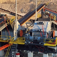 Installation de concassage et de criblage avec concasseur à mâchoires robuste et alimentateur à grille pour granit, basalte et roches dures CE
