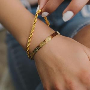 Sapphire — <span class=keywords><strong>Bracelet</strong></span> à manchette ajustable pour femmes, bijoux musulmans avec nom personnalisés et gravés - Product Image 3