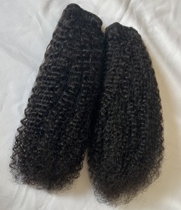 Extensions de cheveux humains Remy vietnamiens bouclés, closure en dentelle HD 4x4, tissage double trame, pour couleurs plus foncées uniquement - Product Image 3