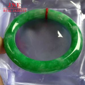 <span class=keywords><strong>Bracelet</strong></span> <span class=keywords><strong>en</strong></span> <span class=keywords><strong>jade</strong></span> naturel du Myanmar glace haut de gamme avec certificat <span class=keywords><strong>Bracelet</strong></span> <span class=keywords><strong>en</strong></span> <span class=keywords><strong>jade</strong></span> féminin mince vert flottant de type authentique - Product Image 4