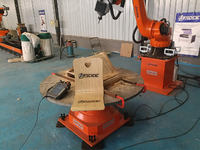 Solusi Lengan Robot KUKA Rel Panjang dengan Meja Putar Opsional