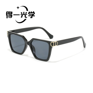 Women's Oversized Square <b>Sunglasses</b> Black PC Frame UV400 Protection Type 3 Lenses - Product Image 1