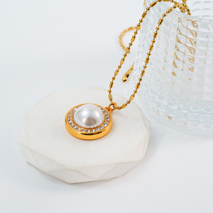 Collar de acero de titanio para mujer, colgante de perla cruzada, joyería de cadena para mujer