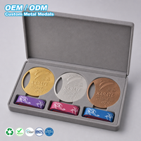 Médaille de karaté personnalisée en alliage de zinc, médaille de récompense d'arts martiaux gravée, pour tournoi ouvert de karaté avec cordon imprimé