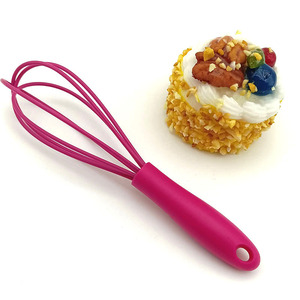 Vente chaude Articles Ménagers Gadgets De <span class=keywords><strong>Cuisine</strong></span> Très Robuste <span class=keywords><strong>Cuisine</strong></span> Silicone Ballon 6 Fil Batteur À Oeufs <span class=keywords><strong>Fouet</strong></span> pour la maison - Product Image 6