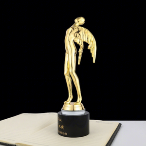 Trofeo in Metallo Placcato Oro Personalizzato con Stampa UV per Competizioni di Skate, Souvenir e Ricordi - Product Image 2