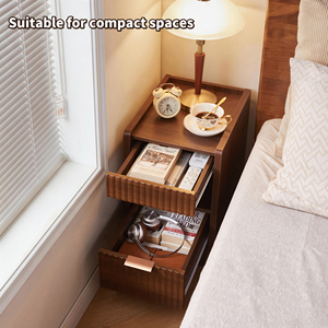 Comodini in Legno Scanalato Marrone Noce con Cassetto e Vano Aperto, Set da 2, Tavolini Moderni da Camera da Letto - Product Image 5