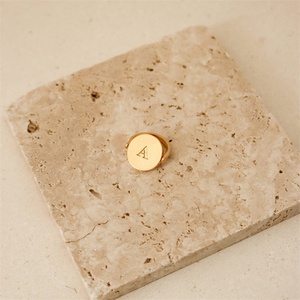 Pendentif rond en acier inoxydable fin, collier personnalisé avec pendentif lettre 26 - Product Image 5