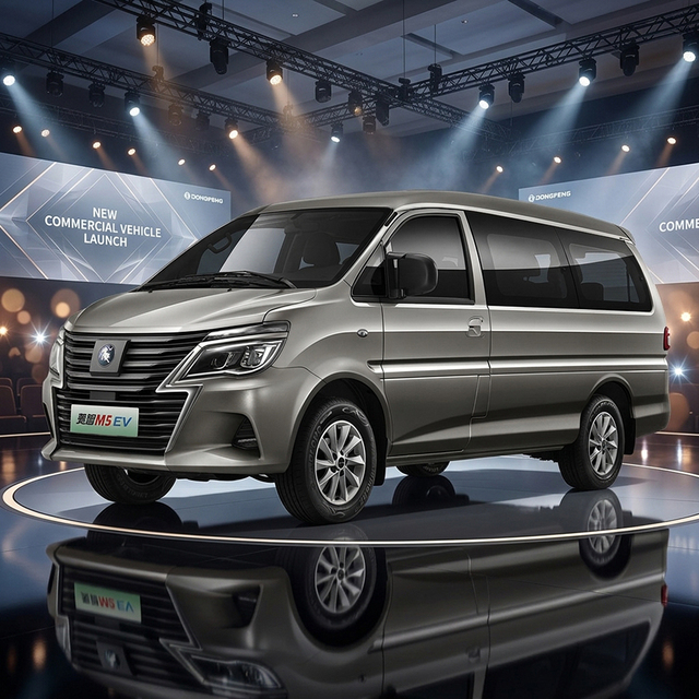 China Dongfeng M5 Good Quality 2 Seats Economic Left Hand Drive Delivery Mini Van/Truck Electric Van 68.4kWh Battery 401-500km