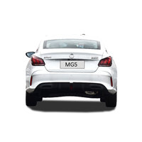 2023 en stock Mg5 Morris Garages Mini voiture à essence véhicule berline compacte 1.5L 4Wd essence essence pétrole voitures