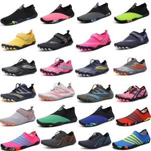 Chaussures noires jetables bon marché, plates, respirantes, plage, bord <span class=keywords><strong>de</strong></span> mer, marche, course, surf, plongée, sport, marche sur l'eau - Product Image 2