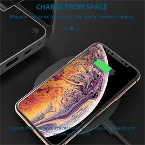 Sıcak satış 5w Ultra ince hızlı evrensel masa taşınabilir QI kablosuz şarj cep telefonu şarj pedi pil şarj cihazı