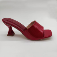 Mules en relief noir Croc pour femmes boucle en métal doré talon unique bout carré chaussures de soirée habillées