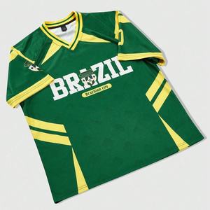 Camiseta de Fútbol para Hombre Estilo Urbano, Personalizada con Serigrafía de Rayas y Letras, Tejido de Malla, Corte Cuadrado, Cuello en V - Product Image 3