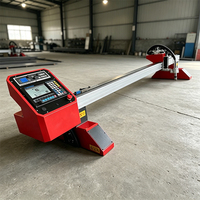 Une machine de découpe plasma et à flamme CNC mini-portique hautement flexible, adaptée aux opérations continues de découpe de tôles métalliques.