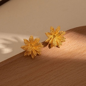 <b>Silver</b> Needle French High-End Multi-Layer Three-Dimensional Wheat Ear <b>Stud</b> <b>Earrings</b> Zinc Alloy Electroplated Fashionable Women's - Product Image 3